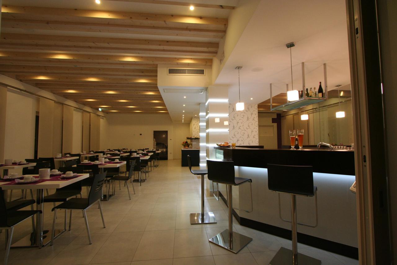 Aparthotel Primavera Apartmentsuites