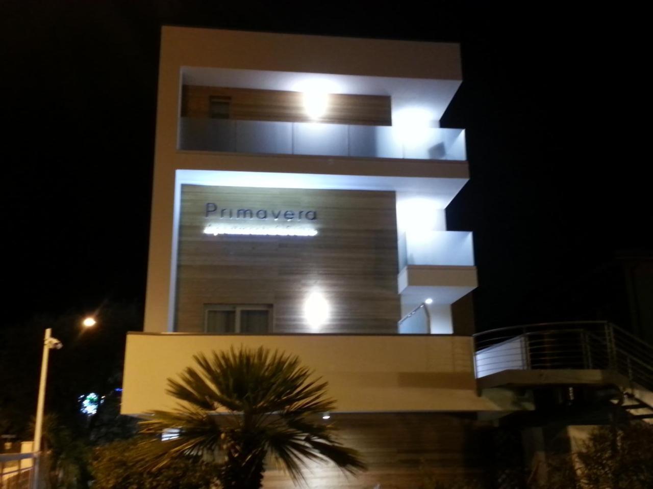 Aparthotel Primavera Apartmentsuites Riva del Garda
